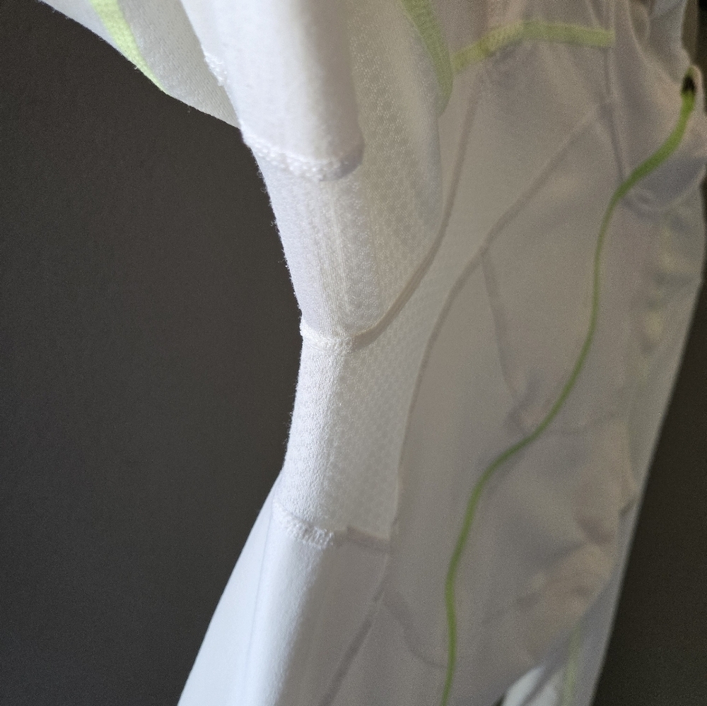Lululemon Hoodie 3/4 Zip Front Back Pocket 4 Summer Travel Packable Run Outdoors - Picture 11 of 12